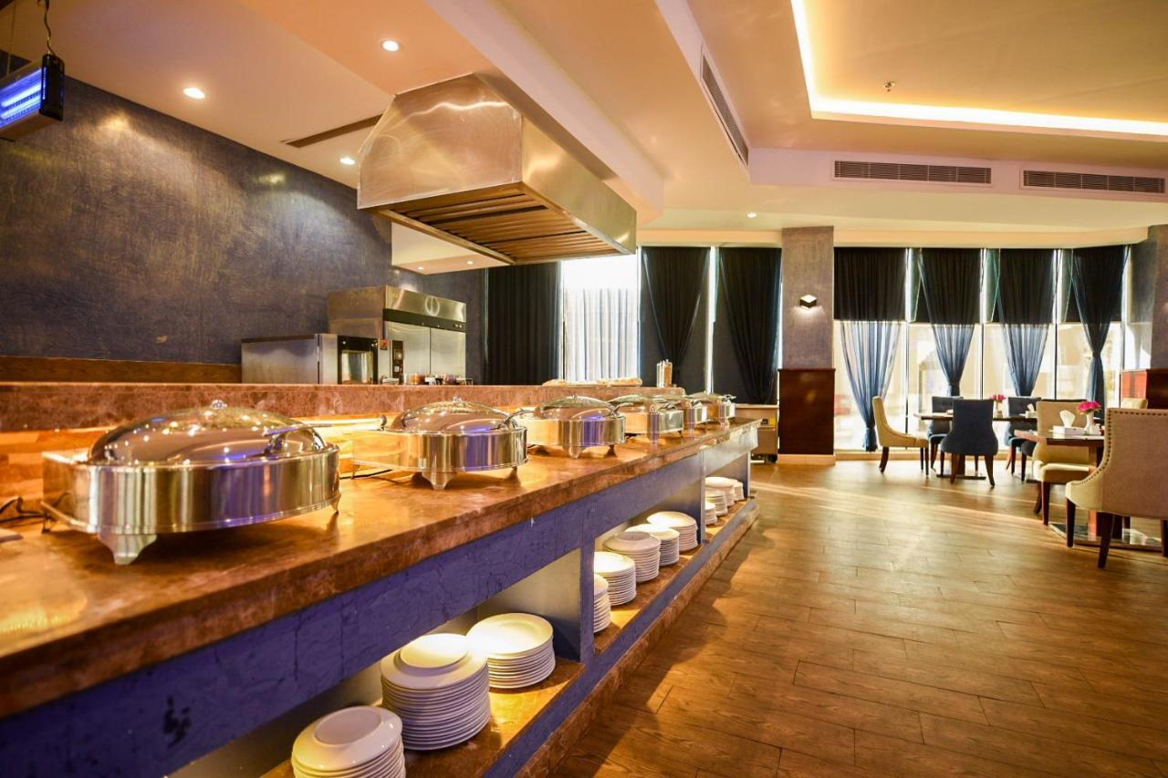 Hotel & Resort Golden Marina Yanbu Ngoại thất bức ảnh